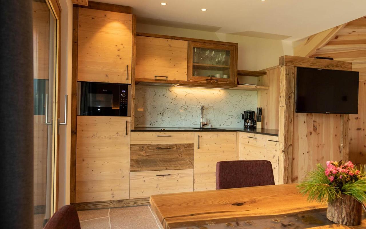 Schweiggerhof -Agriturismo- Farm Holidays Villandro Bagian luar foto